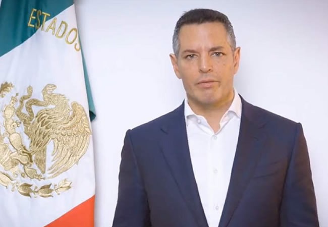 Murat revela "simpatía" con Sheinbaum, pero aún evalúa opciones tras renuncia al PRI
