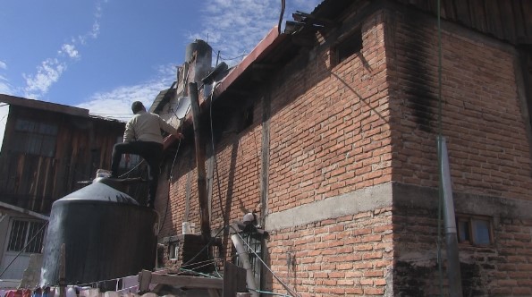 Reportan incendio en departamentos de la colonia calles