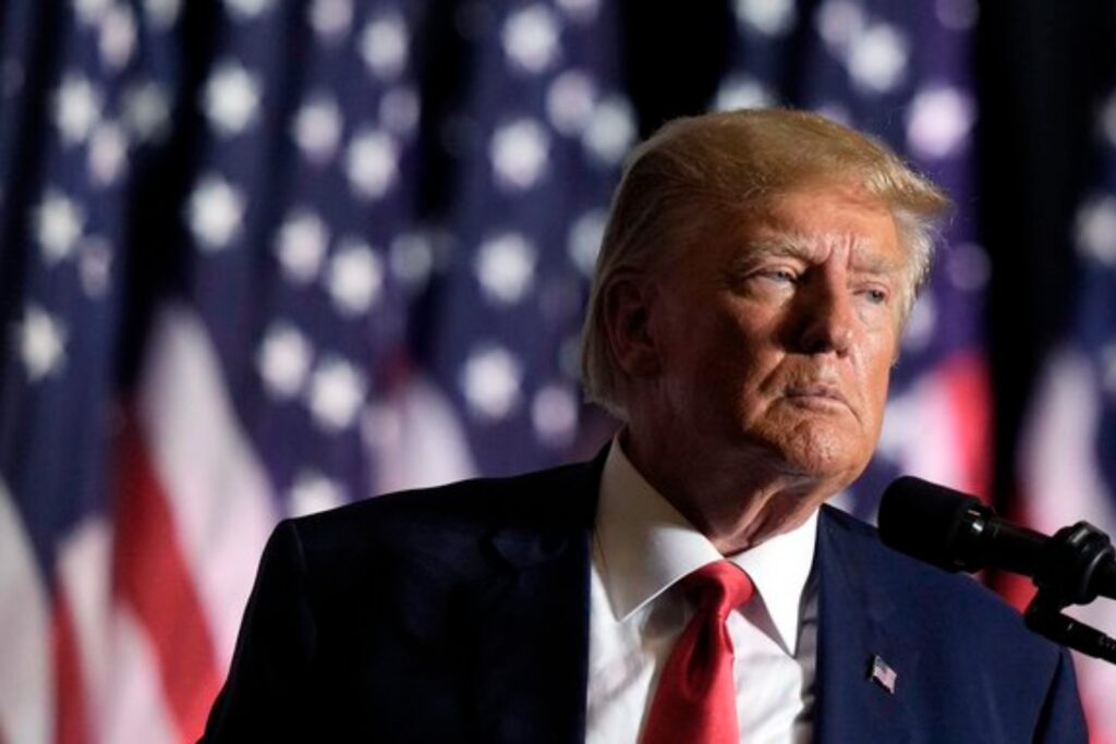 Donald Trump promete una masiva deportación si es reelegido en 2024