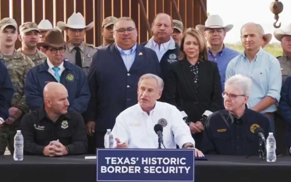 ONGs impugnan leyes antiinmigrantes de Texas