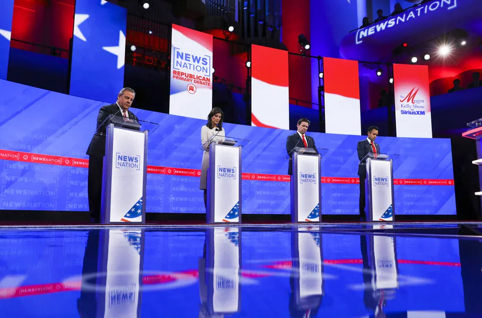 Trump se ausenta nuevamente durante cuarto debate republicano