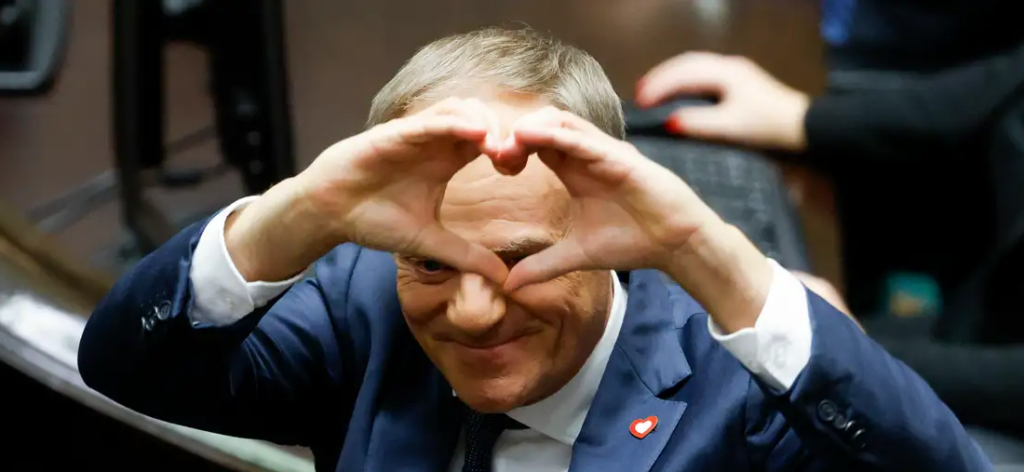 Donald Tusk jura como Primer Ministro de Polonia
