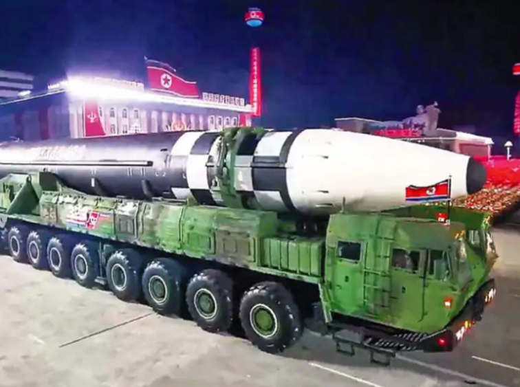 Estados Unidos amenaza a Corea del Norte con que un ataque nuclear sería el fin del régimen
