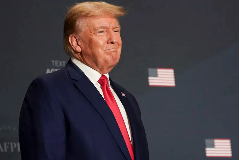 Trump señala a Biden como una amenaza para la democracia de EU