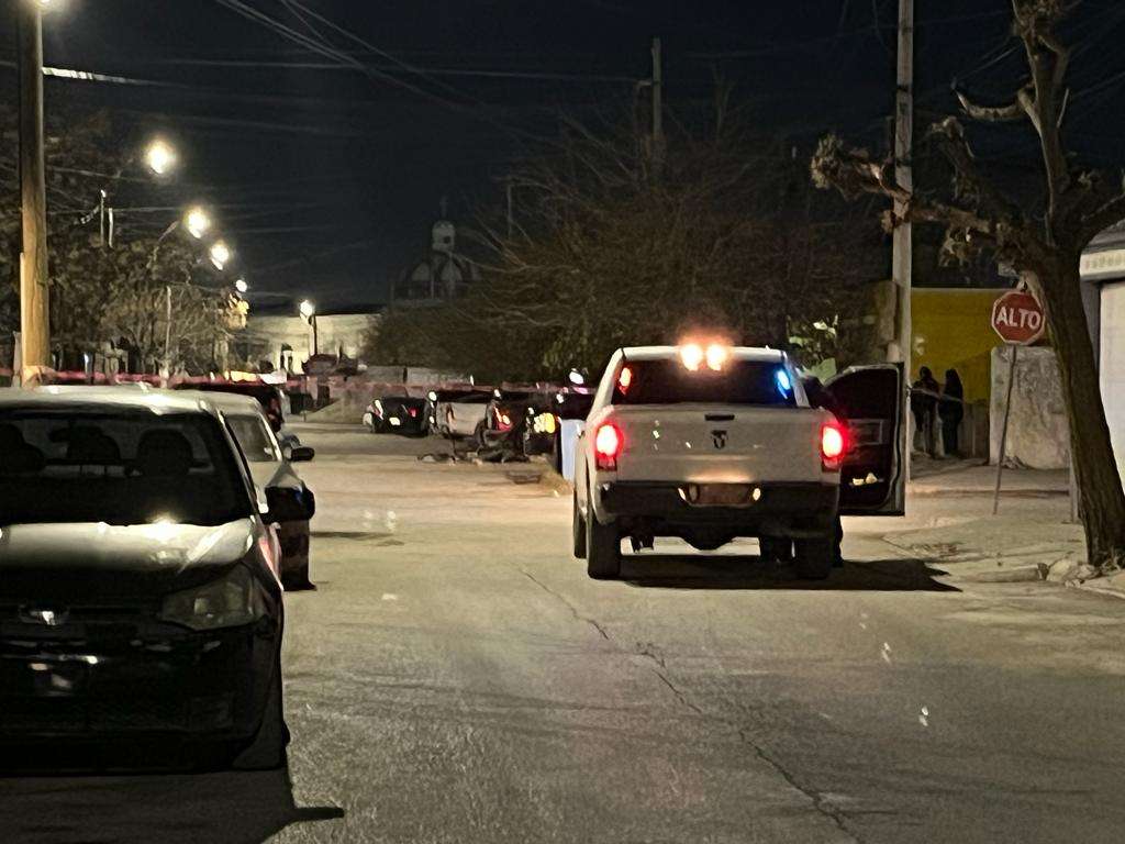 Ciclista es asesinado a balazos cuando circulaba por la calle; aseguran varios casquillos