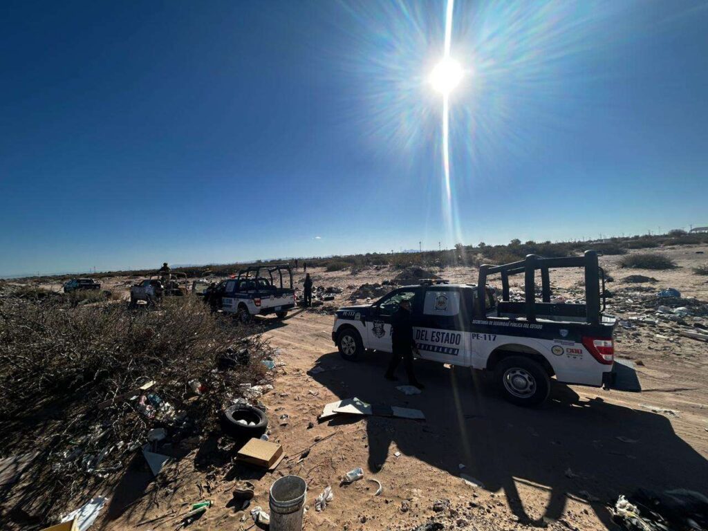 Hallan un cadáver calcinado en un basurero clandestino de Juárez; estaba maniatado