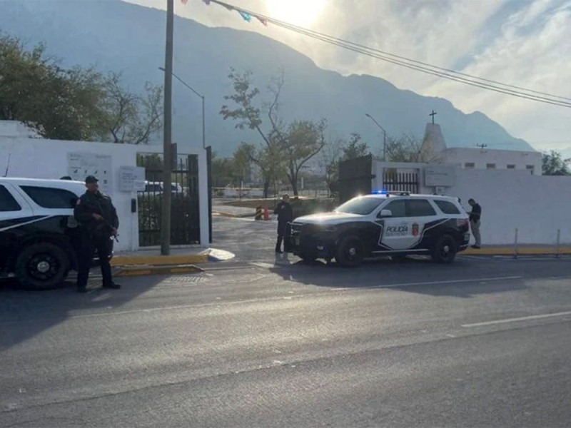 Asesinan a dos hombres en panteón de Nuevo León