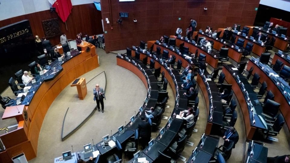 Monreal anuncia que «se cayó» acuerdo para designar a nueva ministra de la Corte