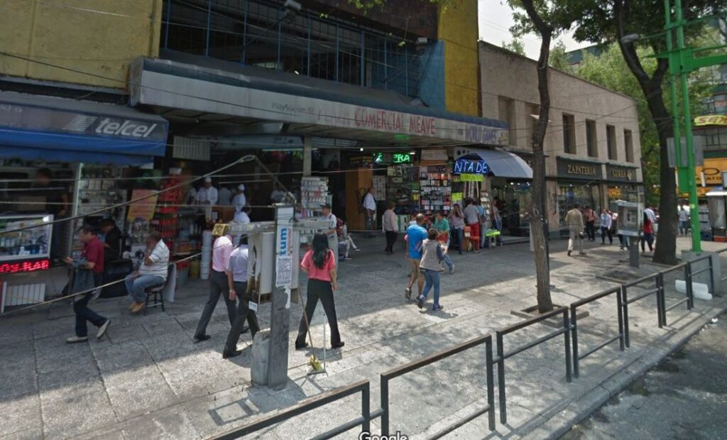 Plaza en CDMX se incendia; bomberos sofocaron el fuego
