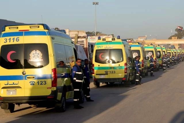 Israel cede y autoriza entrada de ayuda humanitaria a Gaza