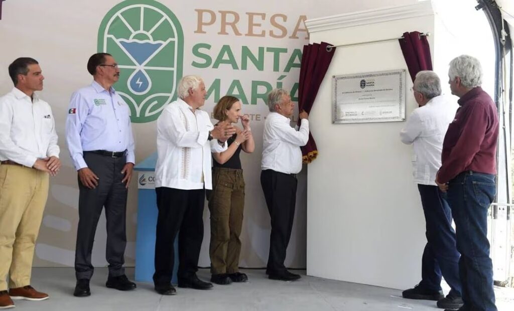 AMLO inaugura la presa Santa María en Sinaloa
