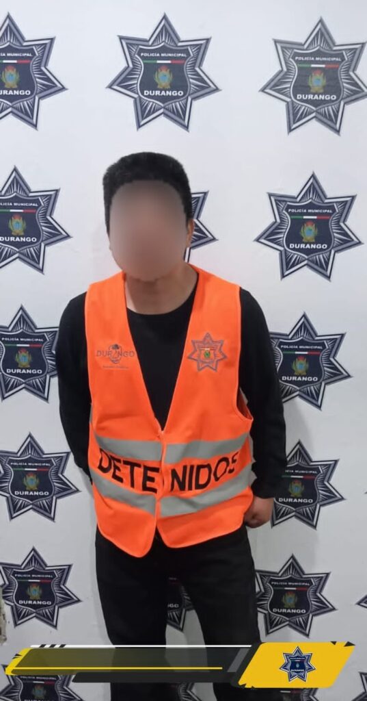 Cobarde sujeto le pega a mujer y a su menor  hijo