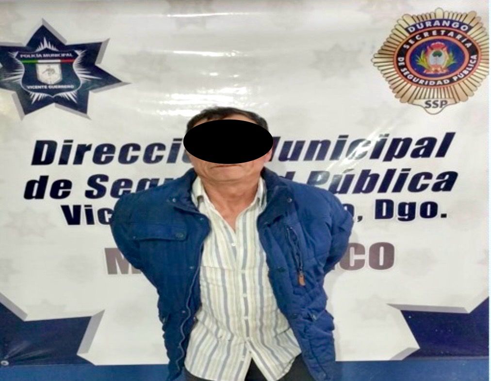 Encajó picó de botella en la cabeza a su pareja