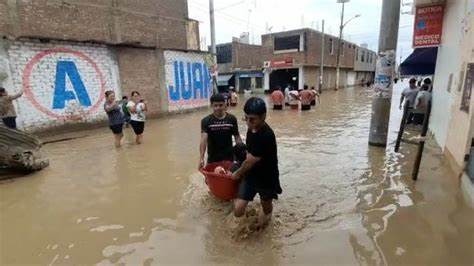 Al menos 142 distritos de Perú están en riesgo por fuertes lluvias, alerta Defensa Civil