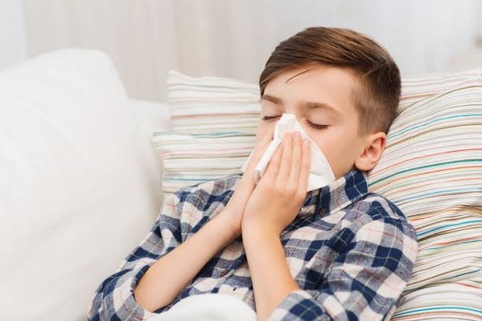 Se dispara en un 70% enfermedades respiratorias en niños; hay hospitalizados: Esteban Aguilar