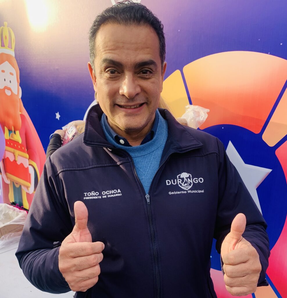 Ningún funcionario ha solicitado licencia, pero si lo hacen hay quienes ocupen sus lugares: Toño Ochoa