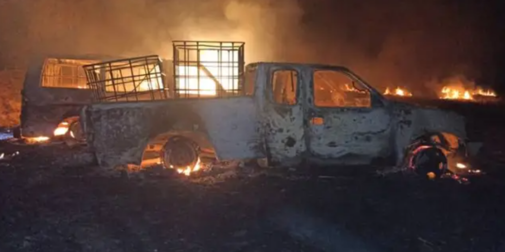 Arden 2 camionetas con gasolina robada en Hidalgo