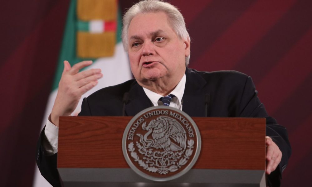 Carlos Bremer es hospitalizado tras sufrir un preinfarto; se reporta estable