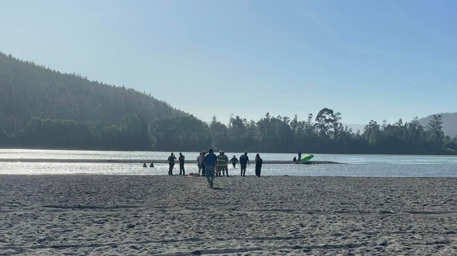 Padre fallece al rescatar a su hija de las aguas de un río chileno