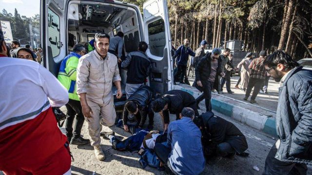 Reportan al menos 103 muertos en Irán tras explosión cerca de la tumba del general Qasem Soleimani