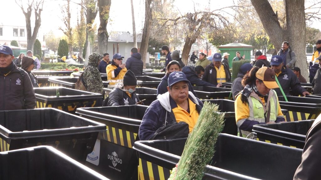 Estrenan nuevos carritos recolectores de basura “Perroncitos”; los de metal eran obsoletos