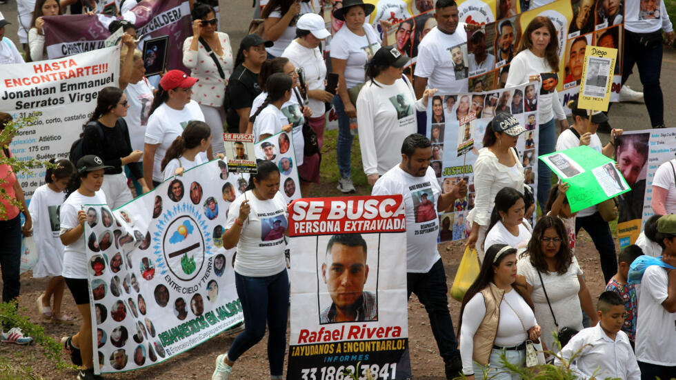 Exigen no desmantelar las instituciones que buscan personas desaparecidas