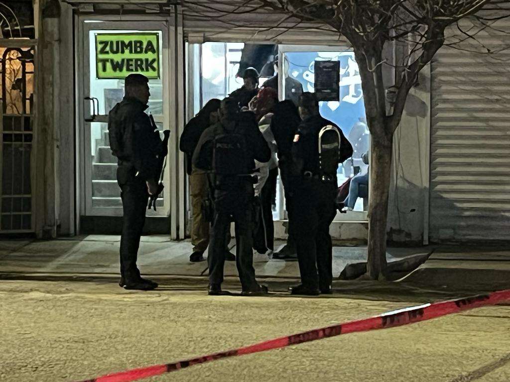 Hieren a hombre con navajazo en la cara