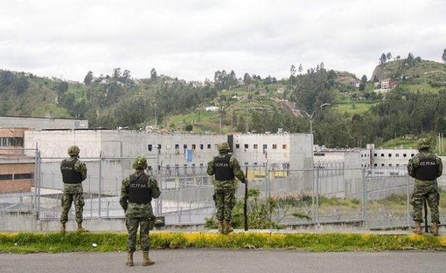 Seis presos se fugan de la mayor cárcel de Ecuador