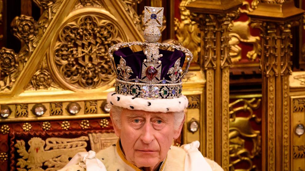 Rey Carlos III ingresa a hospital en Londres para una operación de próstata programada