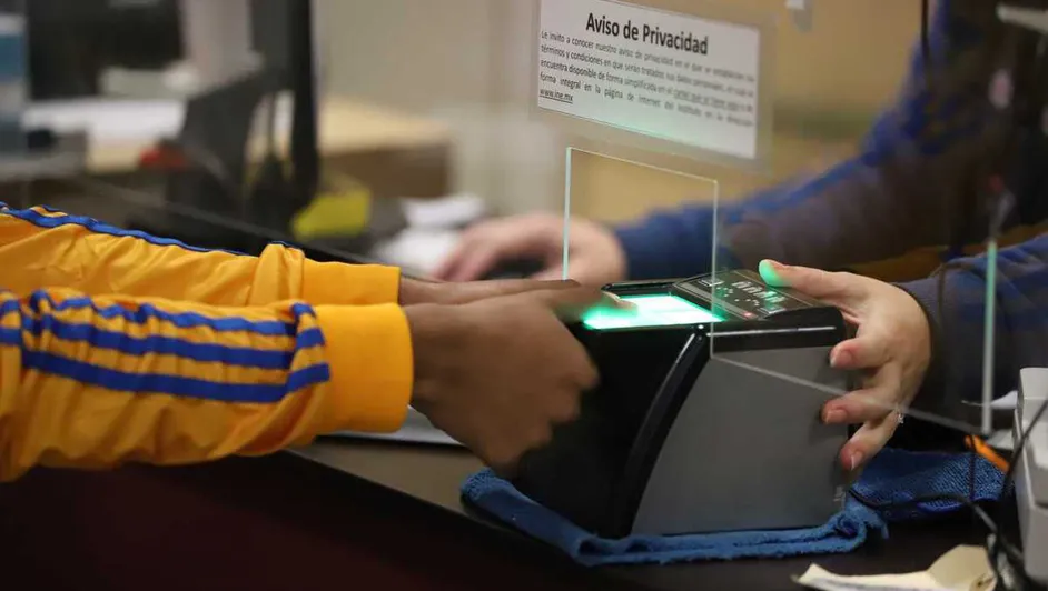¿Cómo evitar la clonación de tu credencial para votar y proteger tu información personal?