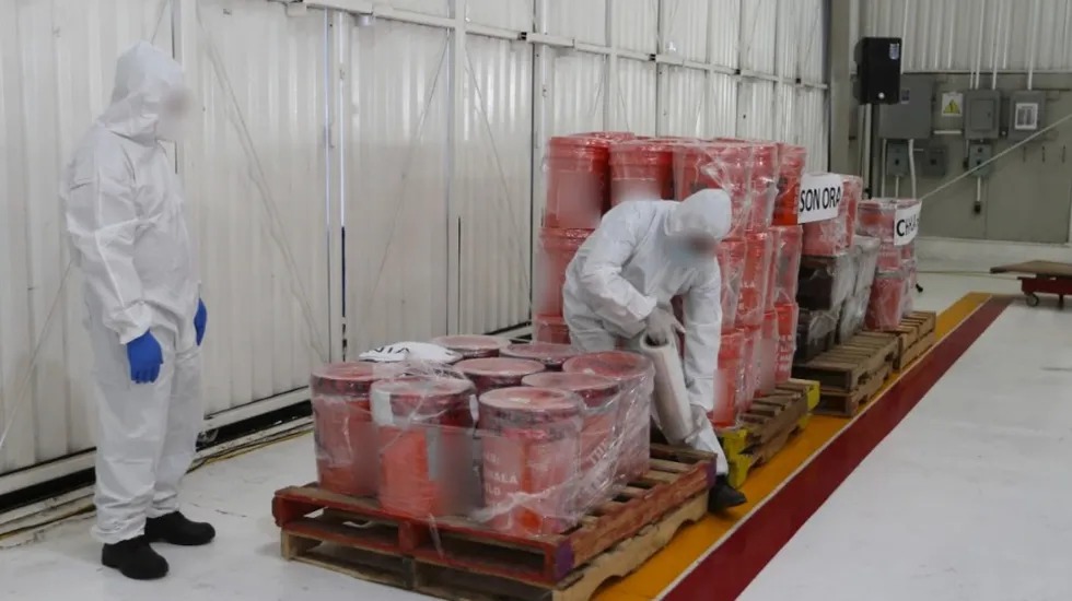 FGR destruye más de 5 millones de pastillas de fentanilo en frontera con EU