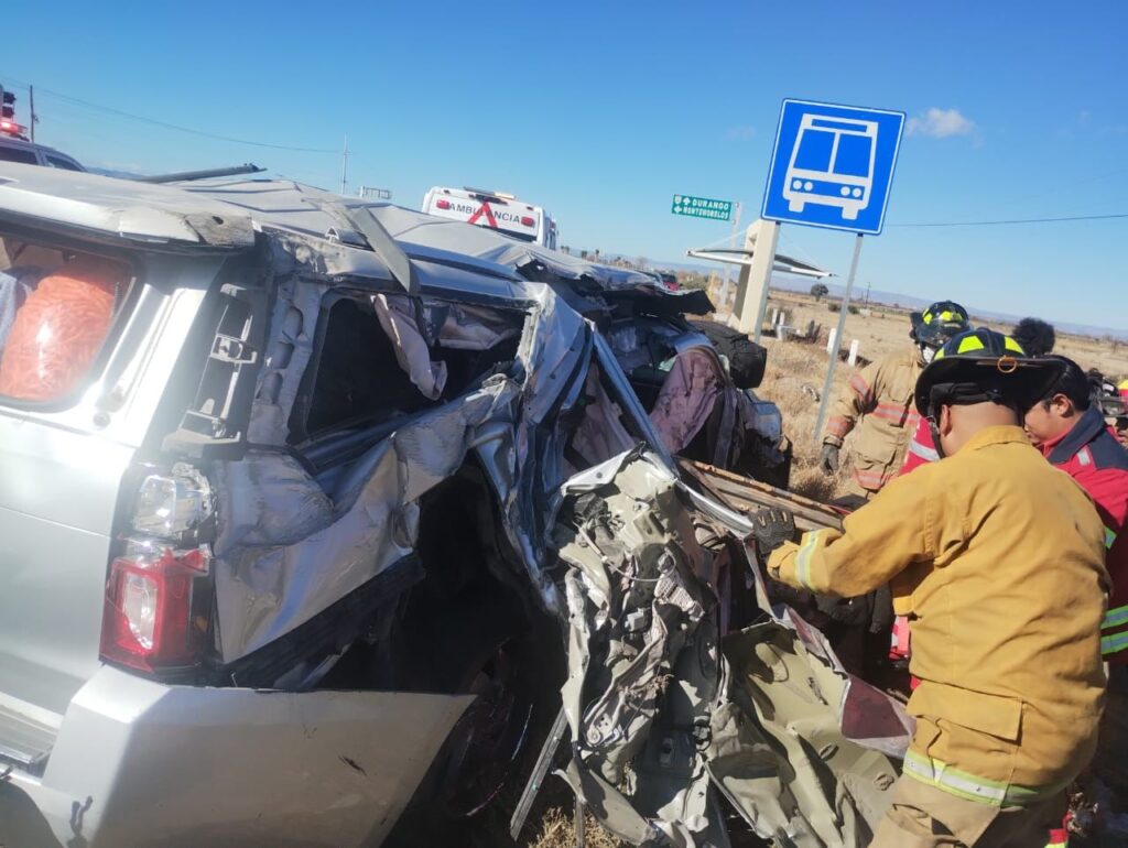 Suburban repleta de paisanos se accidentó (fotos)