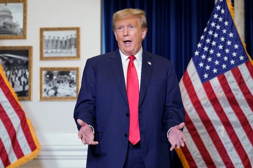 Trump advierte de riesgo de «caos» en EU si lo procesan