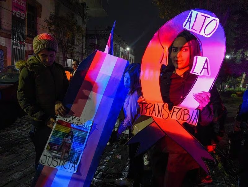 Activista trans denuncia ataque por su vecino en Edomex