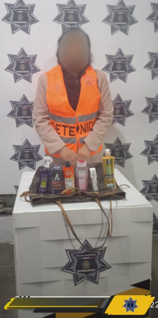 Salió de la tienda con artículos de belleza pero…