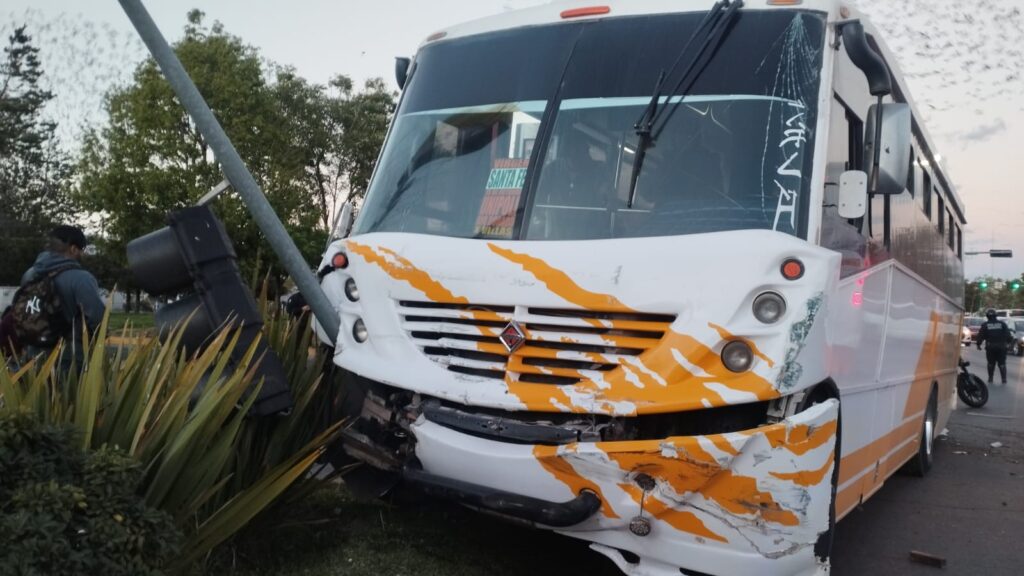 Preocupa aumento de accidentes en conductores alcoholizados y en choferes del transporte público: regidora