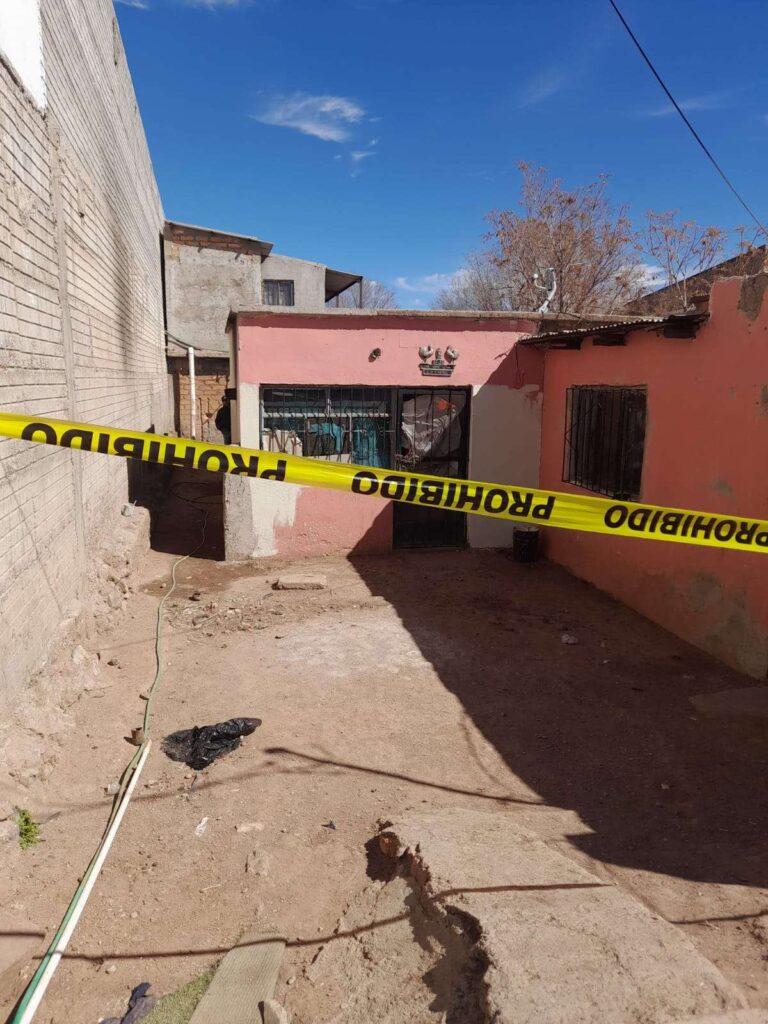 Fallece con herida por arma blanca, se investiga homicidio 
