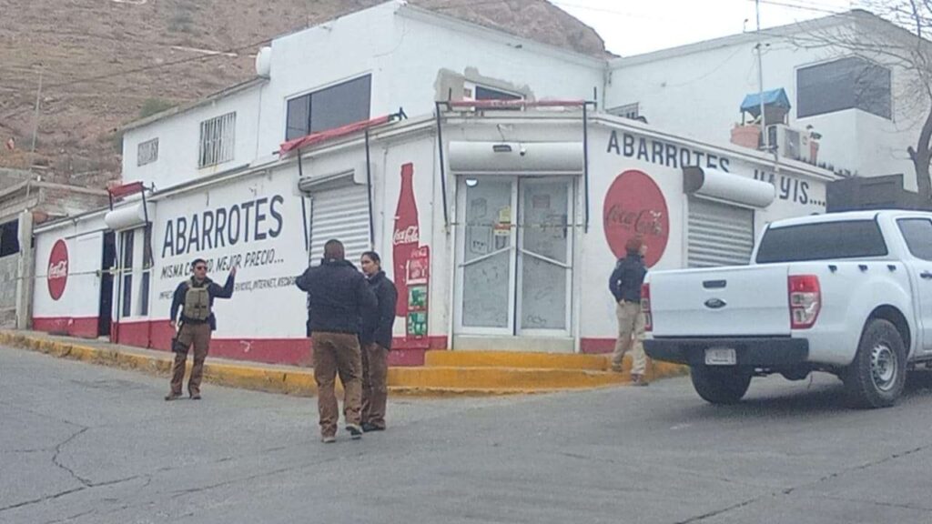 Tomo una rehén al asaltar una tienda, lo aseguran policías y traía un arma de juguete