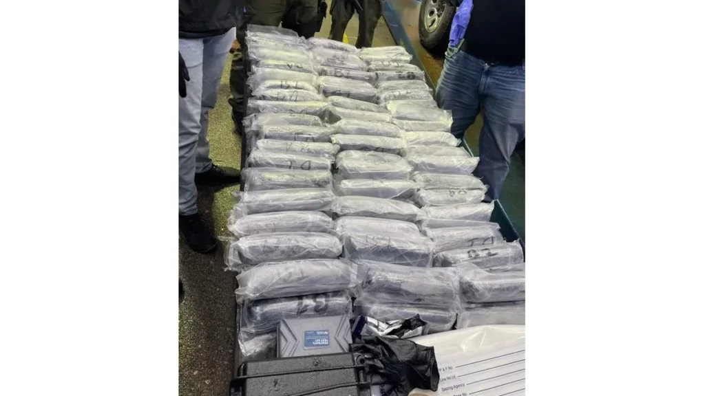 Récord histórico: incautan 720 mil pastillas de fentanilo en California