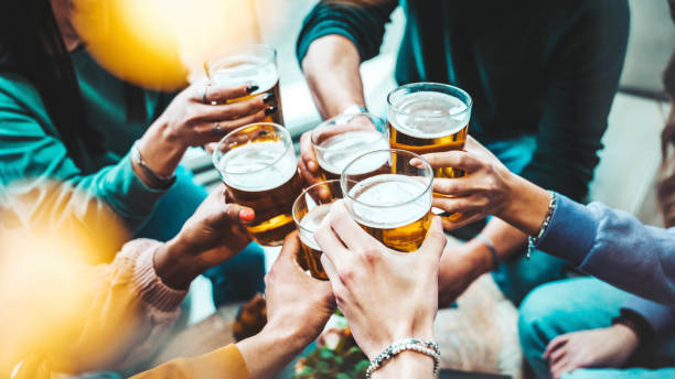 Descubre las bebidas que te hacen sentir alcoholizado sin provocarte resaca ni adicción