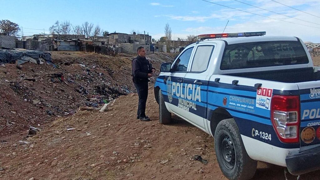 Dejan a un hombre ejecutado en un basurero clandestino; tenía disparos en la espalda