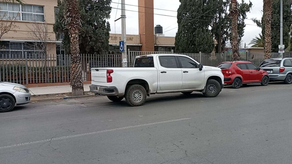Alumno de primaria amenaza con quitarse la vida; genera fuerte operativo en el lugar