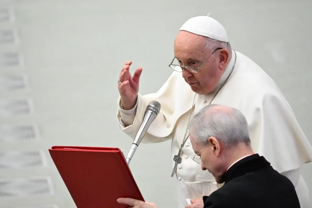 El Papa Francisco alaba la paciencia y alerta del riesgo de programar la vida en función del éxito
