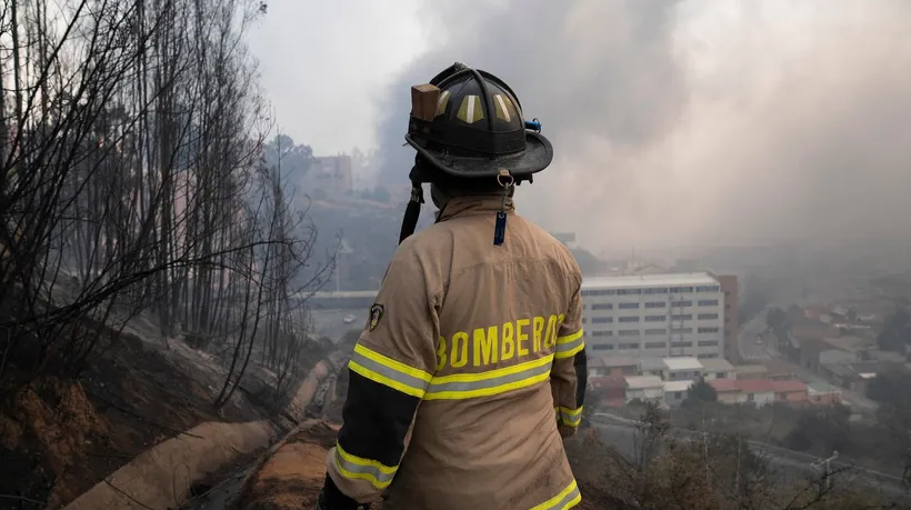 Suman 51 muertos por incendios forestales en Chile