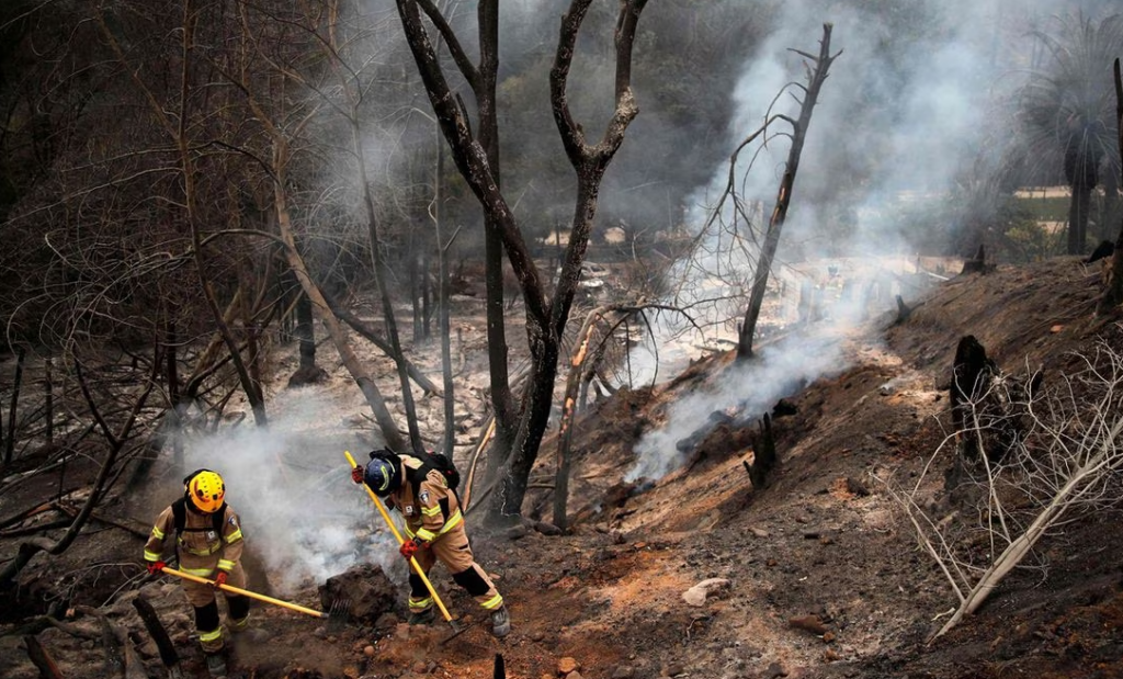 «Chile entero llora a Valparaíso»; Boric declara duelo nacional por las víctimas de los incendios forestales