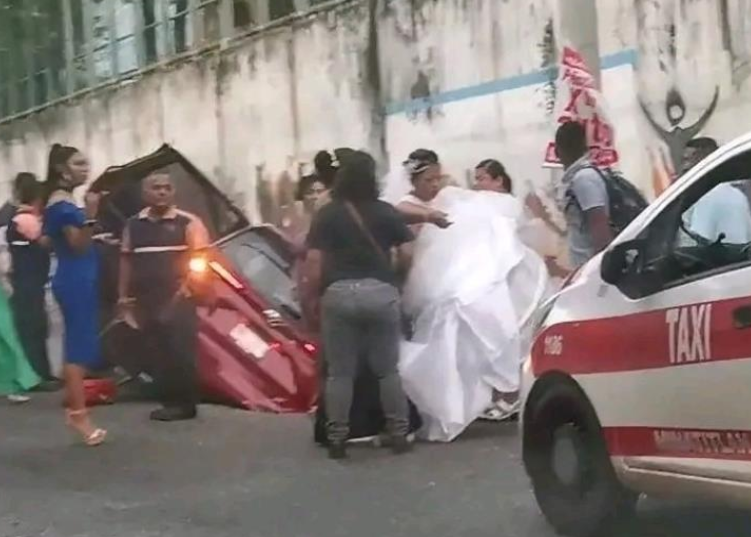 Novia sufre accidente en auto cuando se dirigía a su boda en Veracruz