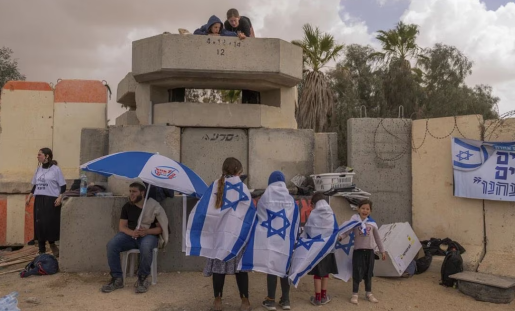 Familiares de rehenes capturados en Gaza inician marcha para exigir su libertad