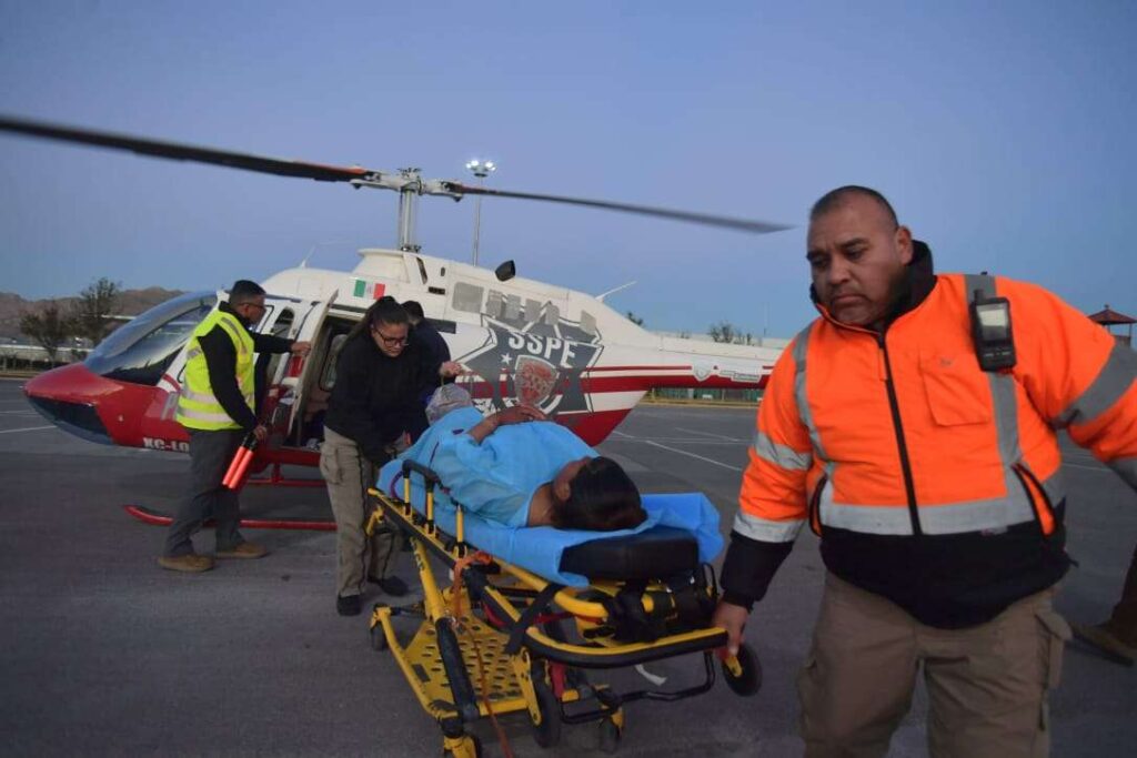 Trasladan en Helicóptero a jovencinta de 15 años originaria de Guachochi a Chihuahua