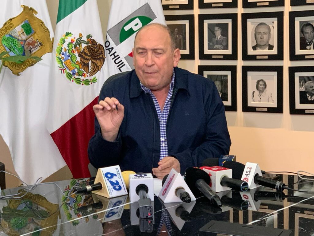 Es falso pensión al 100 %, asegura el PRI
