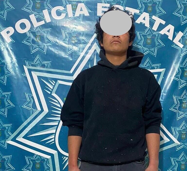Sometió con navaja a empleada de negocio para robar